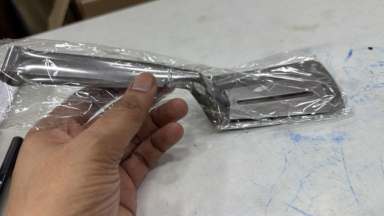 Serving Double Clip Kitchen Tong